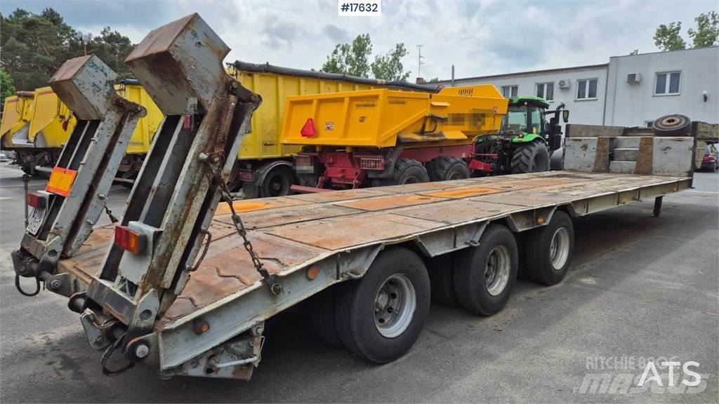 Zremb NS 300 Brønnhenger semi