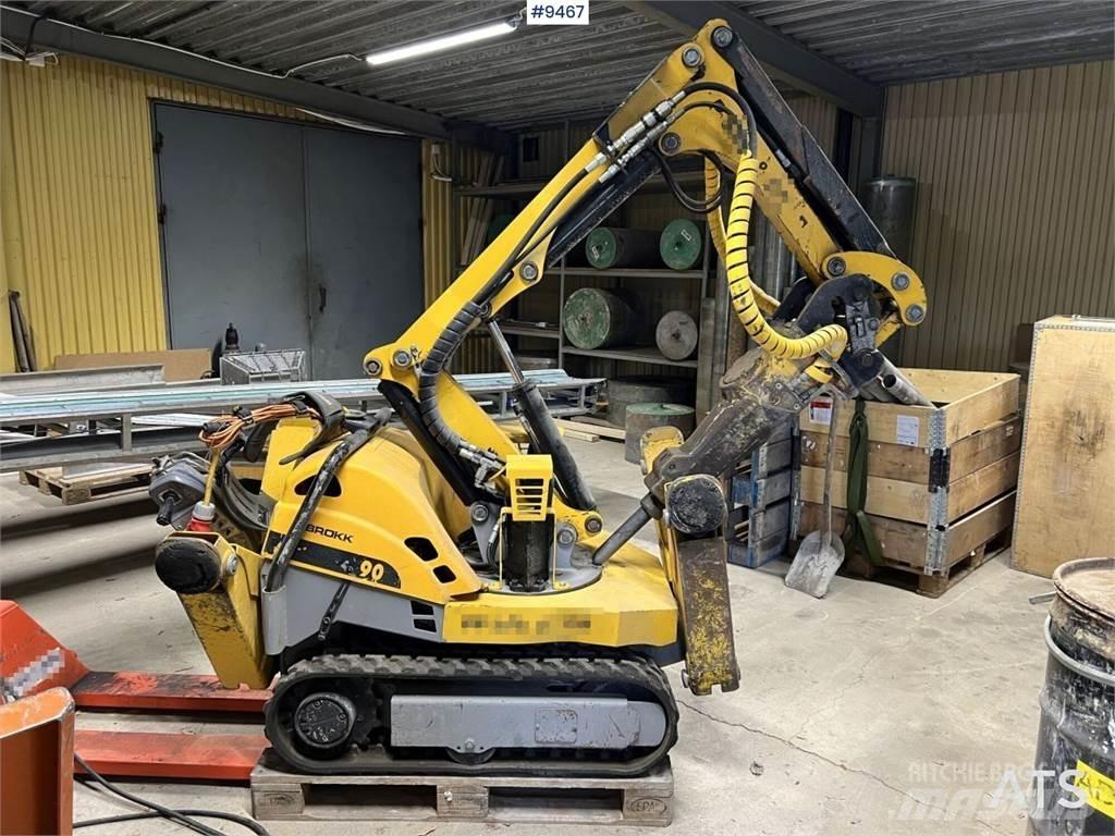 Brokk 90 Anlegg - Annet