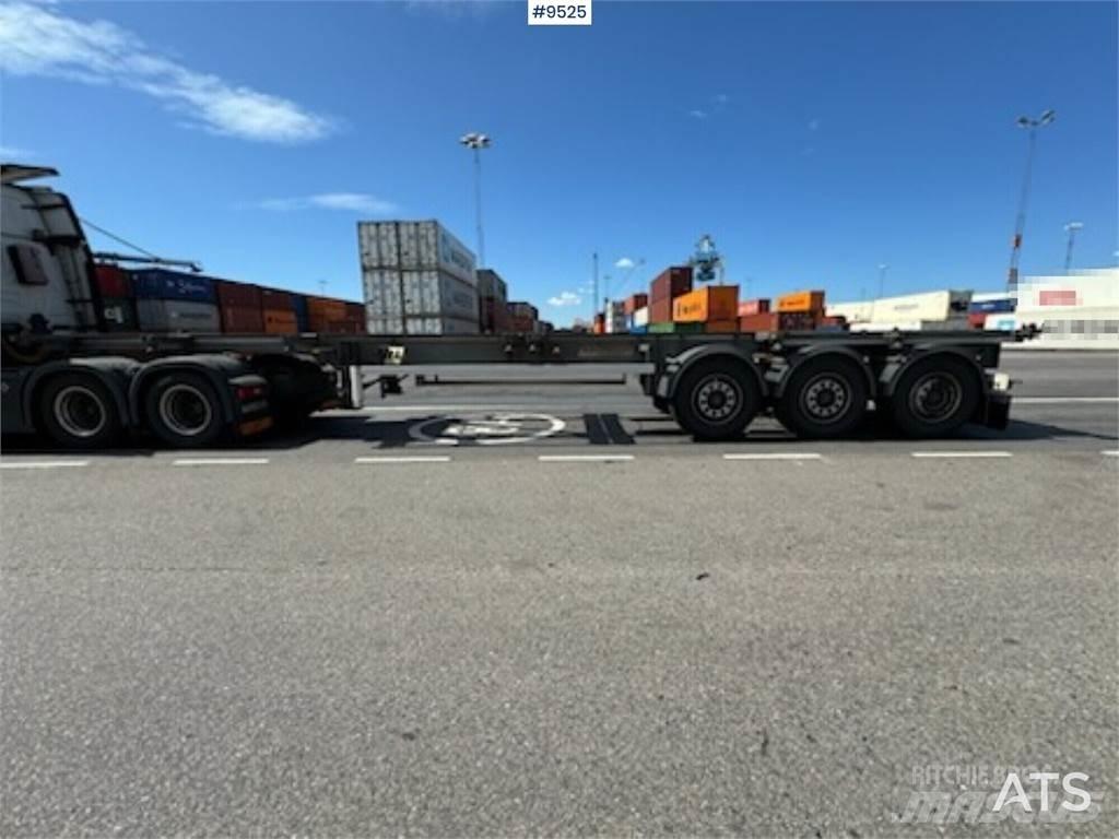 Fruehauf annet Containerchassis Semitrailere