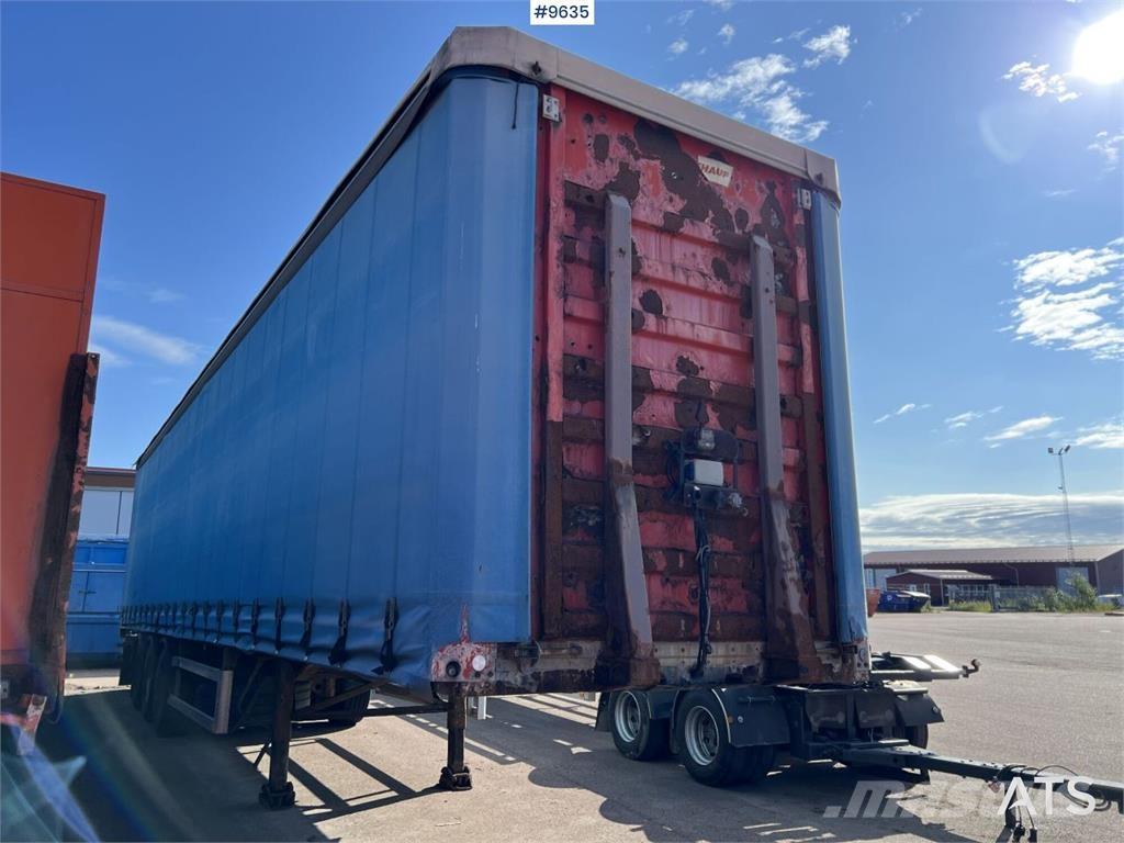 Fruehauf SS136/P3S Gardintrailer