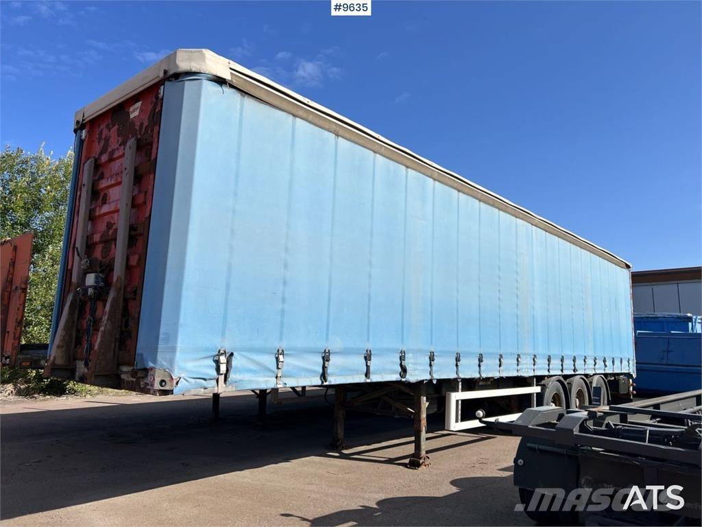 Fruehauf SS136/P3S Gardintrailer