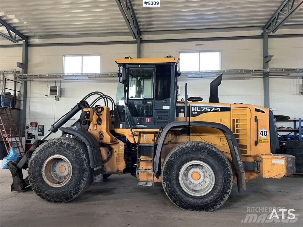 Hyundai HL757TM-9 Dozere Hjulgående