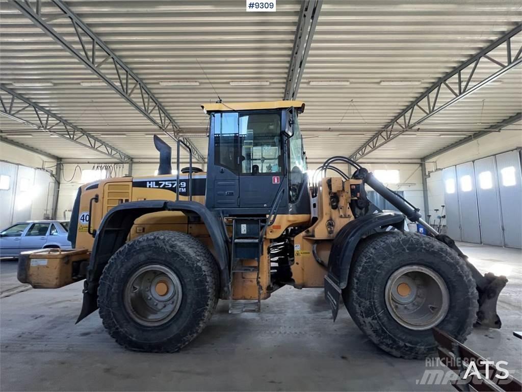 Hyundai HL757TM-9 Dozere Hjulgående