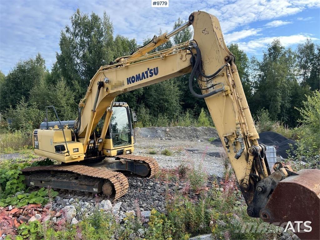 Komatsu PC210LC-8 Beltegraver