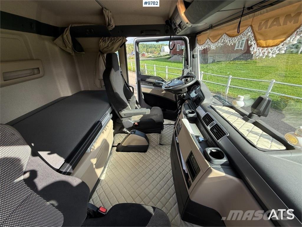 MAN TGX 26.500 6X2 Krokbil