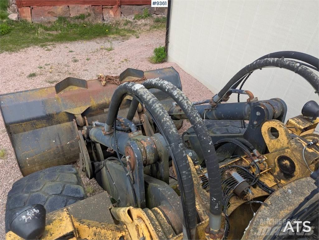 Volvo BM 4600B  Dozere Hjulgående