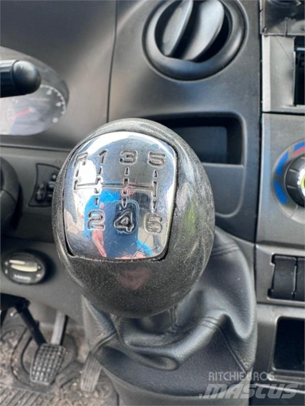 Iveco Daily Personbiler