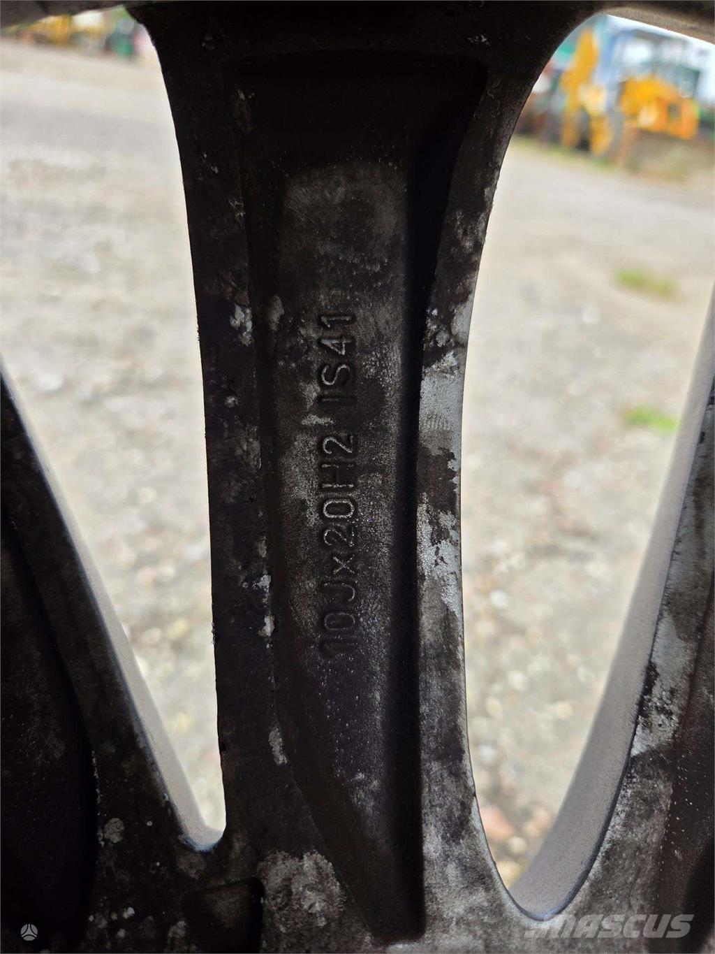 BMW  Dekk, hjul og felger