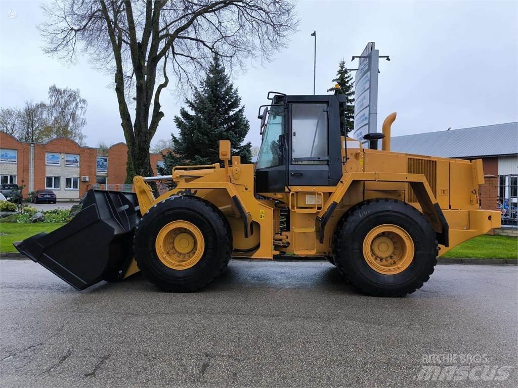 CASE 821C Hjullastere