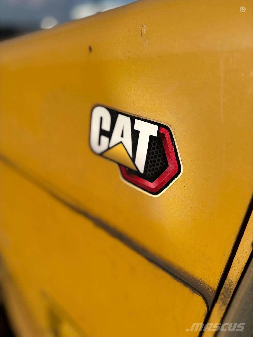 CAT D5 K Dozere Beltegående