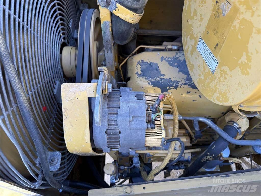 CAT D6M LGP Dozere Beltegående