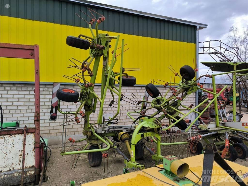 CLAAS VOLTO 870 Raker og høyvendere