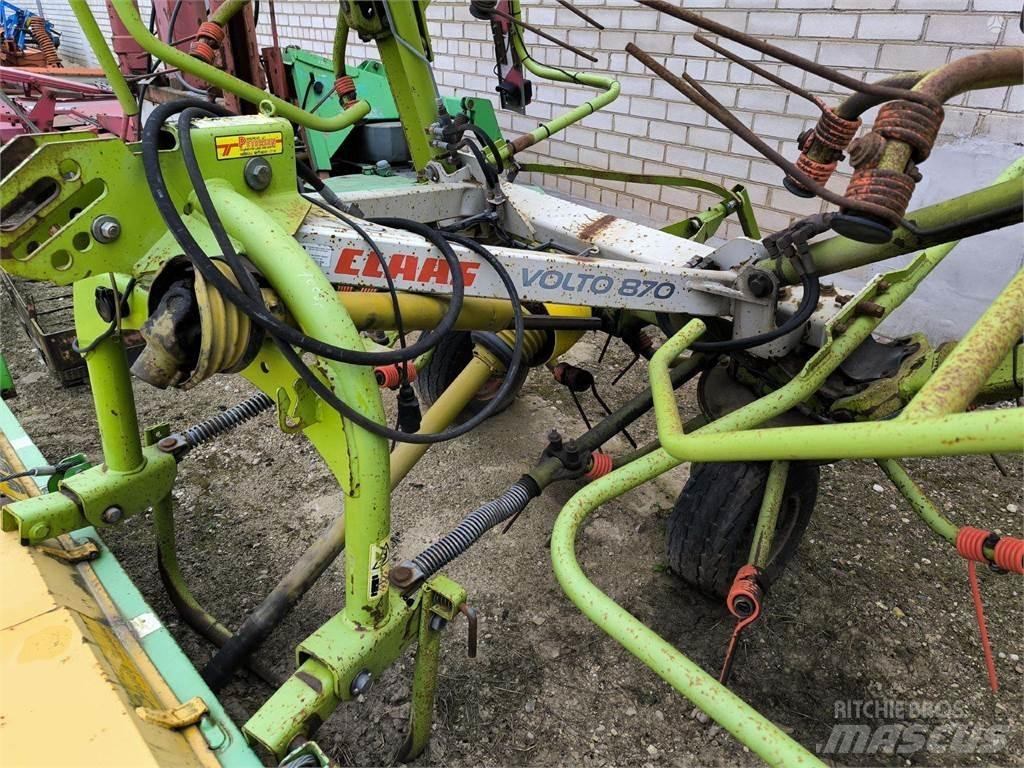CLAAS VOLTO 870 Raker og høyvendere