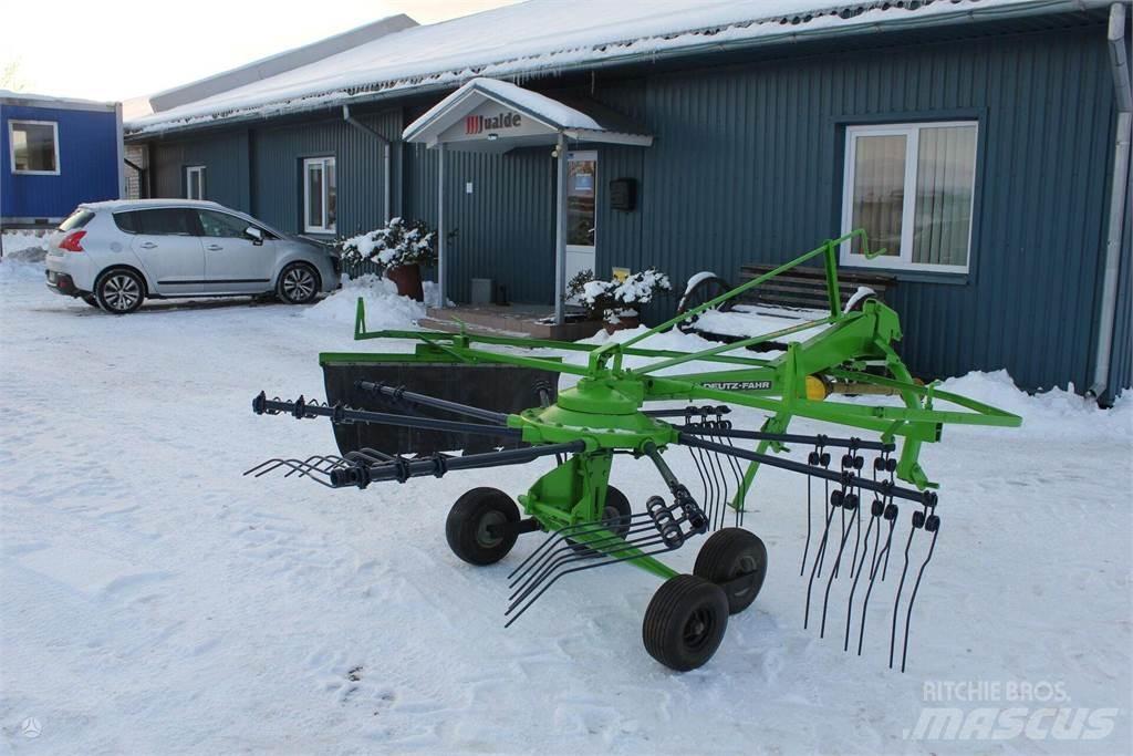 Deutz-Fahr 300 Raker og høyvendere