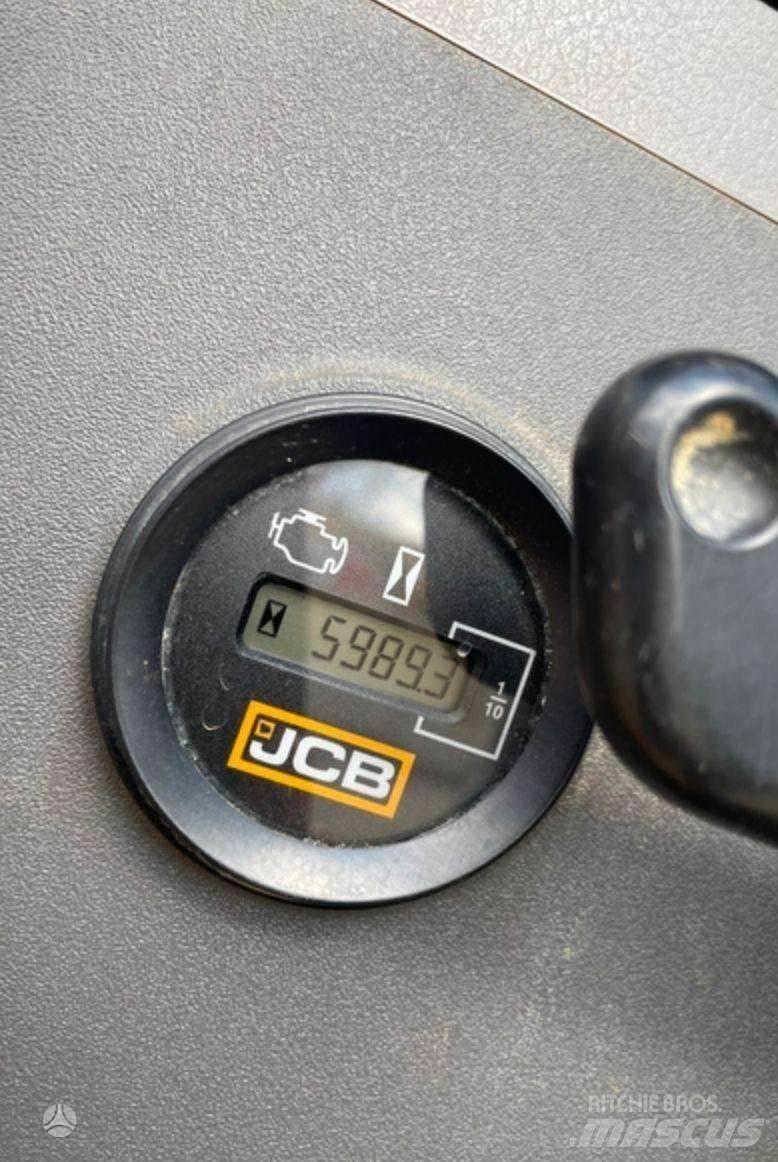 JCB 220X Beltegraver