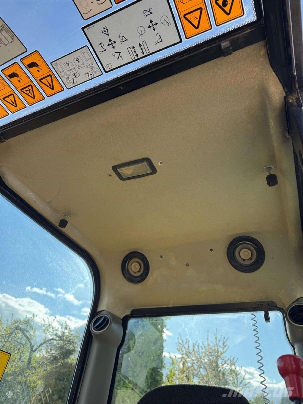 JCB 85Z-1 Beltegraver