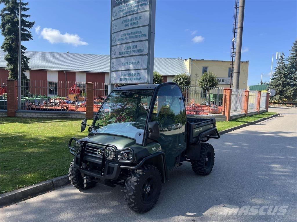 John Deere  ATV