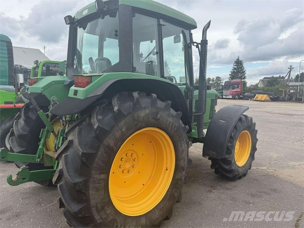 John Deere 6210 Traktorer