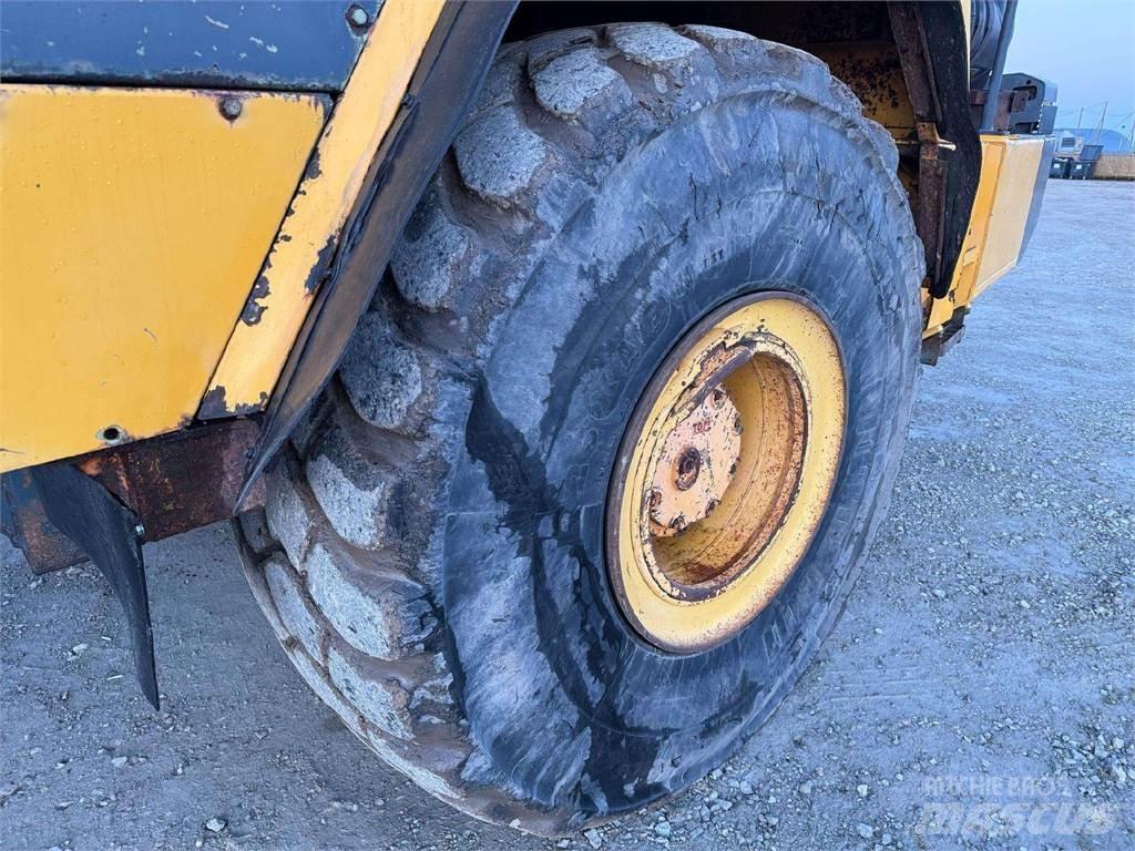 Komatsu HM 400-2 Rammestyrte Dumpere