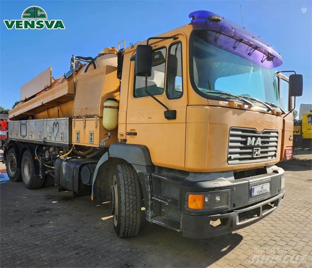 MAN FE 26T 6x2 Slamsugere
