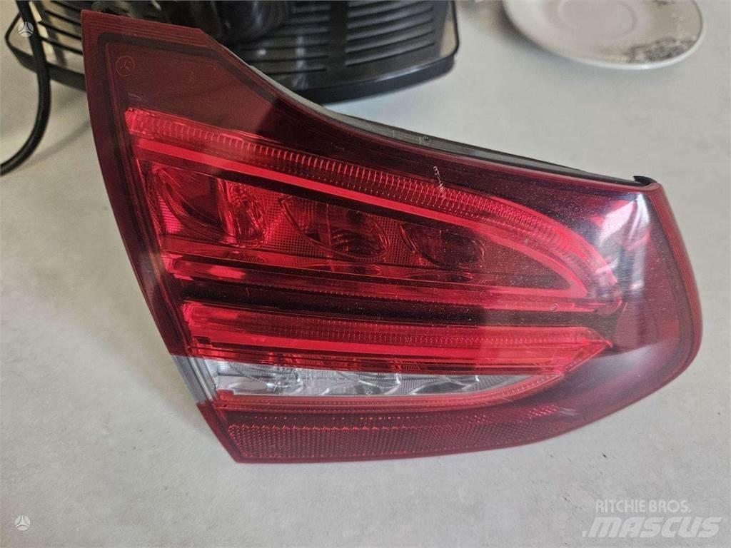 Mercedes-Benz  Anlegg - Annet