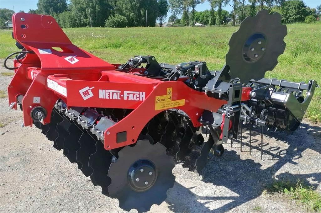 Metal-Fach U 740 Kultivatorer