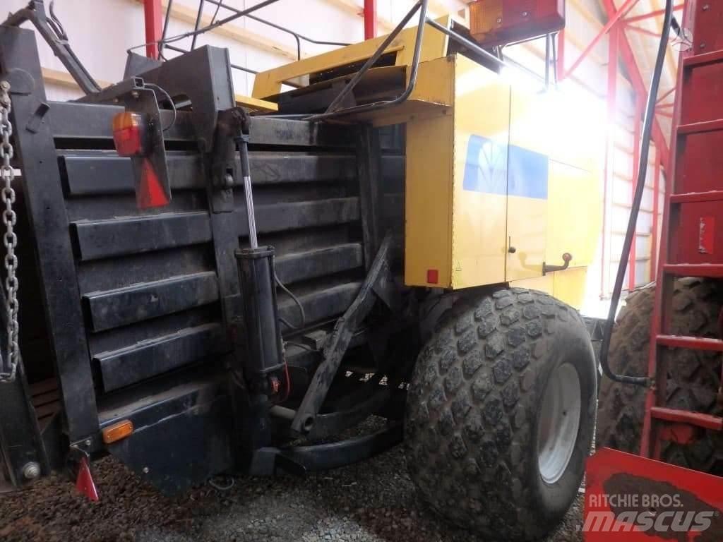 New Holland BB980 Rundballepresser