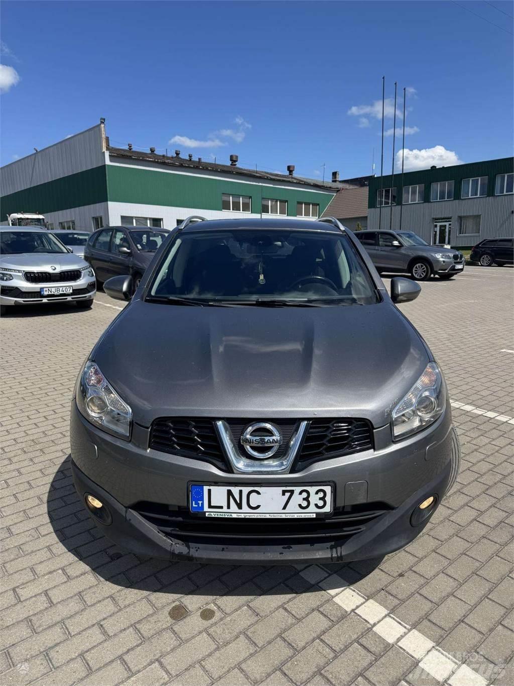 Nissan  Personbiler