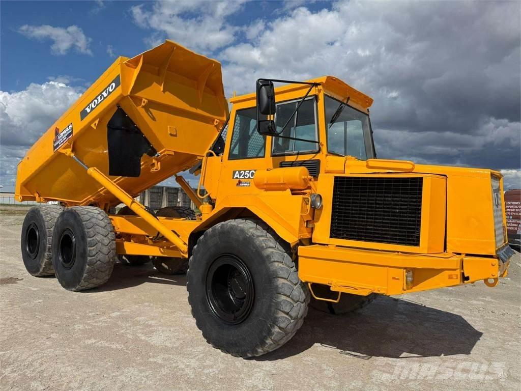 Volvo A25C Rammestyrte Dumpere