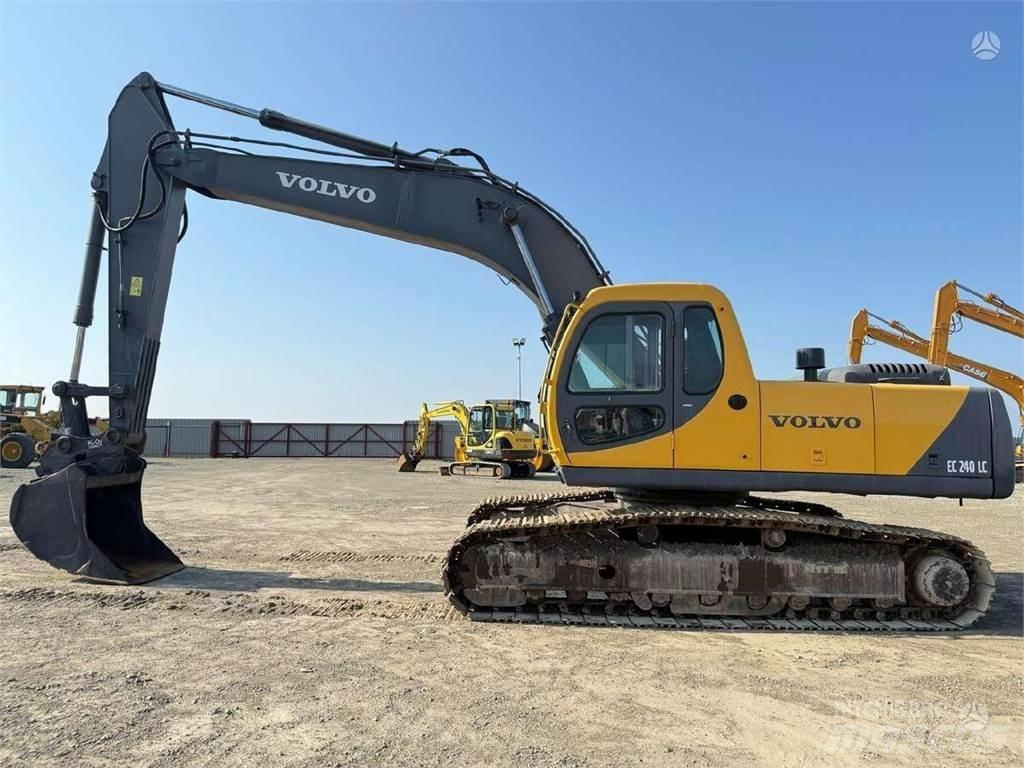 Volvo EC 240 LC Beltegraver