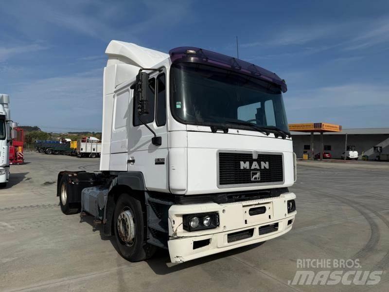 MAN 19.403 Trekkvogner