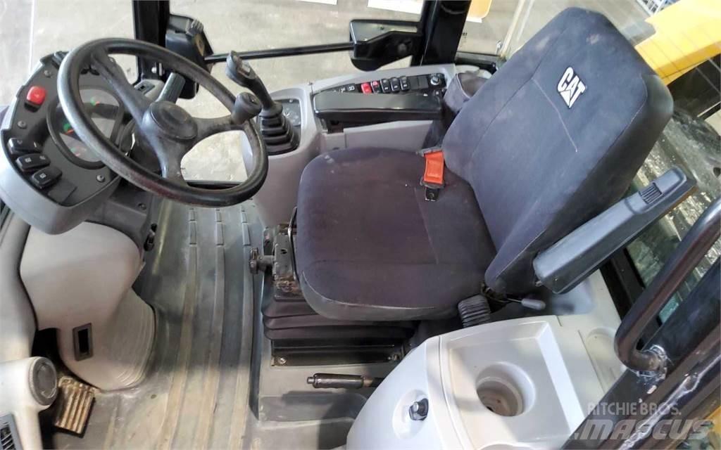 CAT 906M Hjullastere