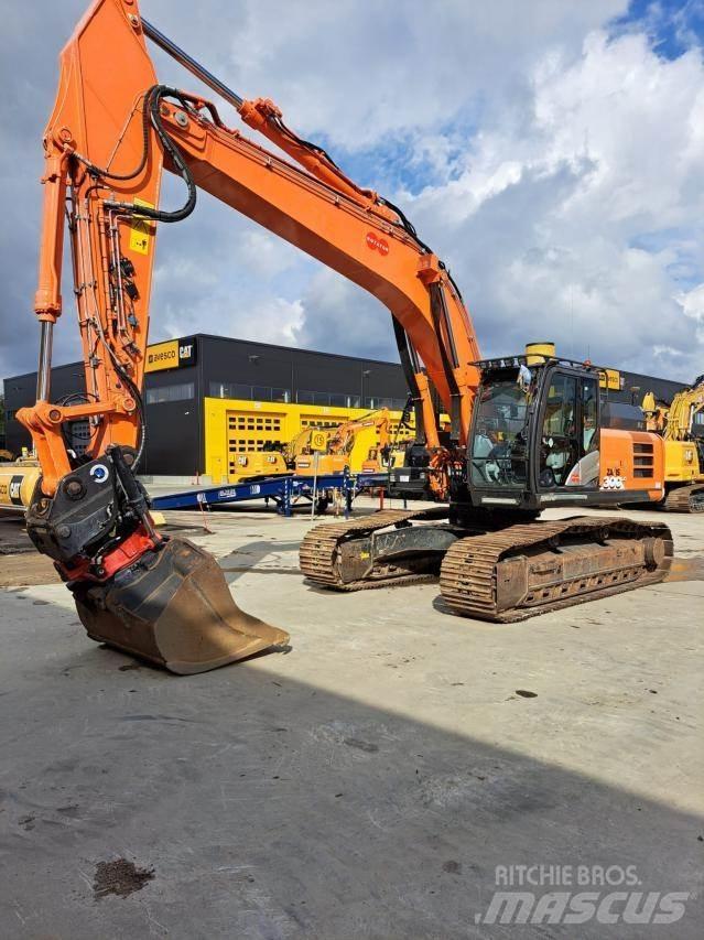 Hitachi ZX300LC-6 Beltegraver