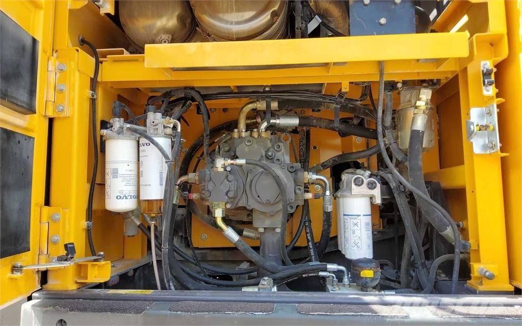 Volvo EC 480 EL Beltegraver