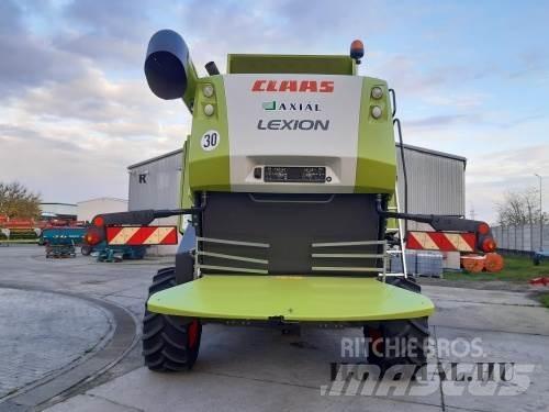 CLAAS Lexion 670 Skurtreskere