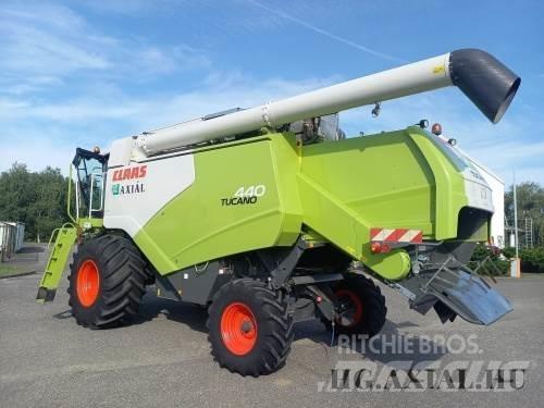 CLAAS Tucano 440 Skurtreskere