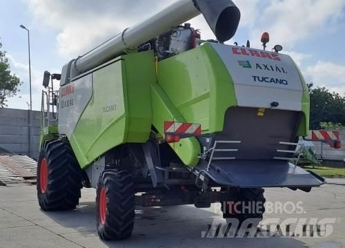 CLAAS Tucano 440 Skurtreskere
