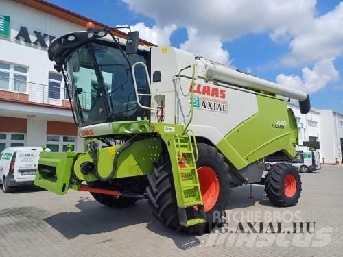 CLAAS Tucano 440 Skurtreskere