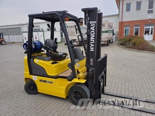 Hyundai 15L-7M Landbruk - Annet