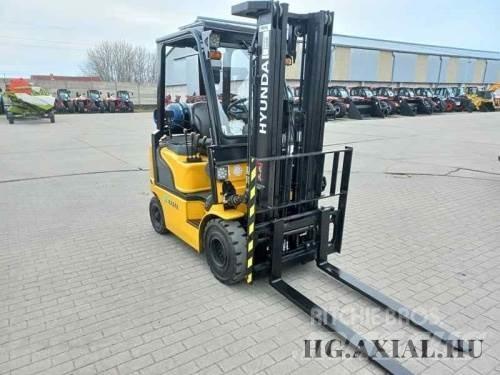 Hyundai 18L-7M Landbruk - Annet