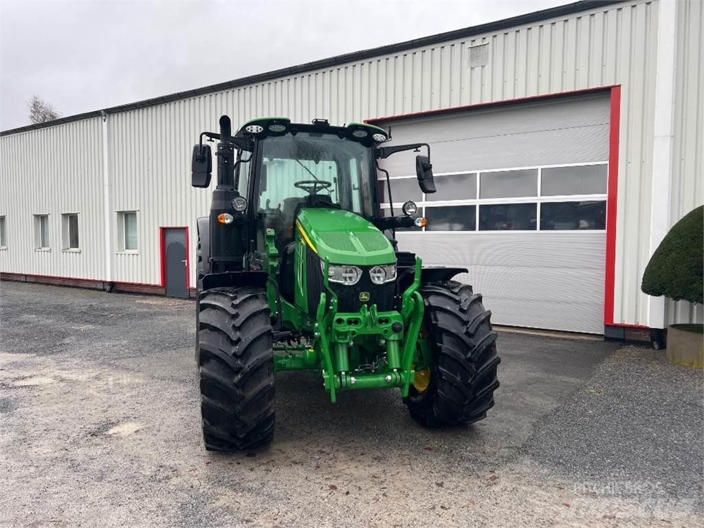 John Deere 6120M Traktorer