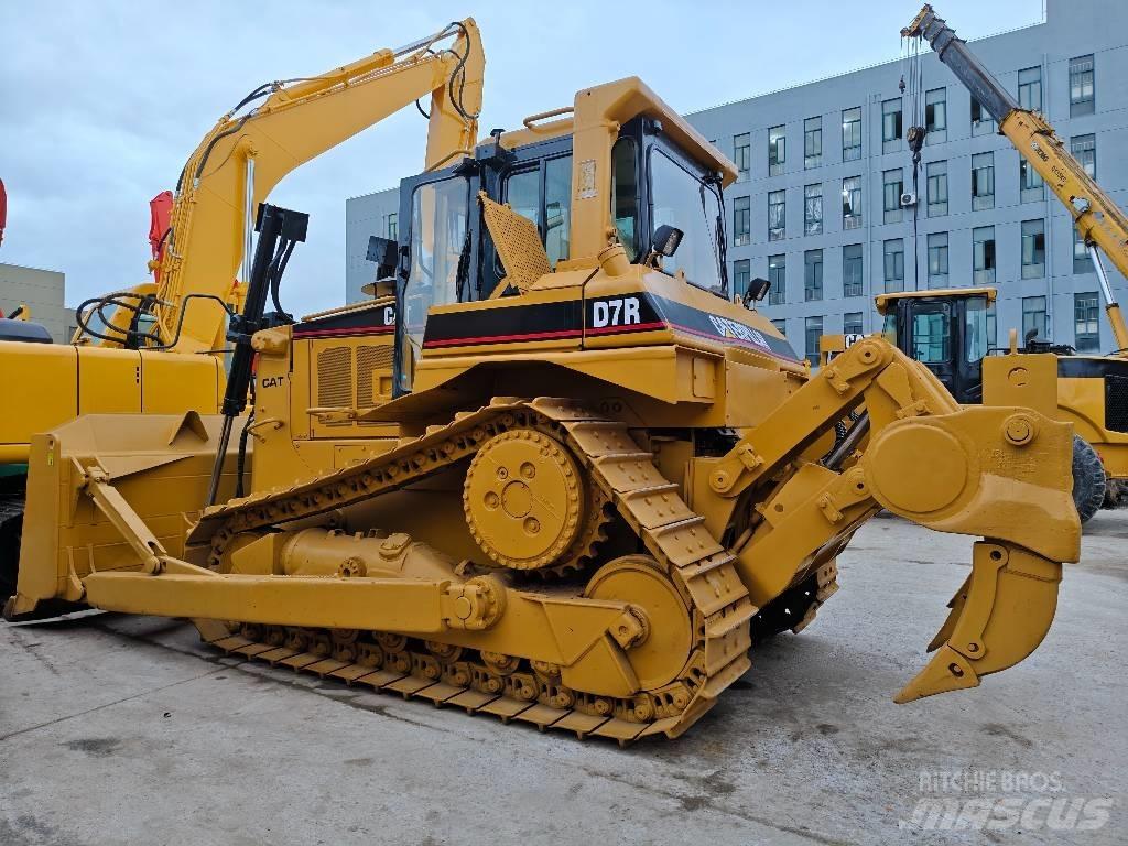 CAT D 7 R Dozere Beltegående