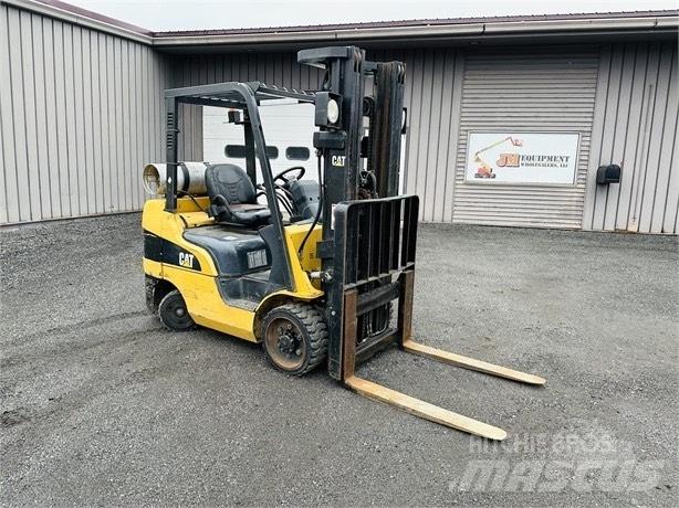 CAT C 6000 Stortrucker