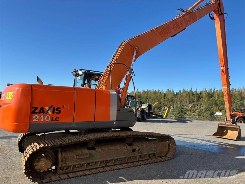 Hitachi ZX210LC-3 Gravemaskiner med lang bom