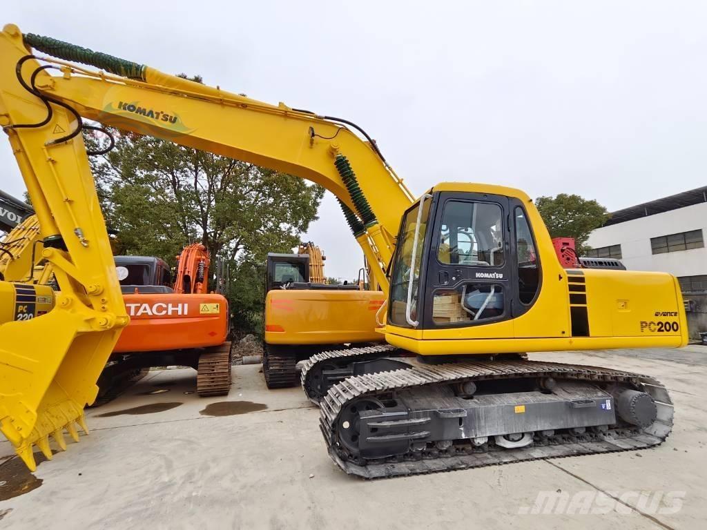 Komatsu PC 200-6 Beltegraver