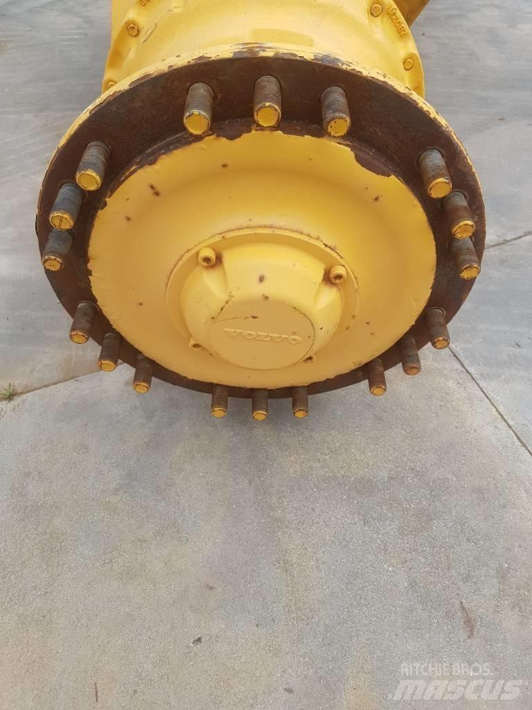 Volvo L110E Aksler