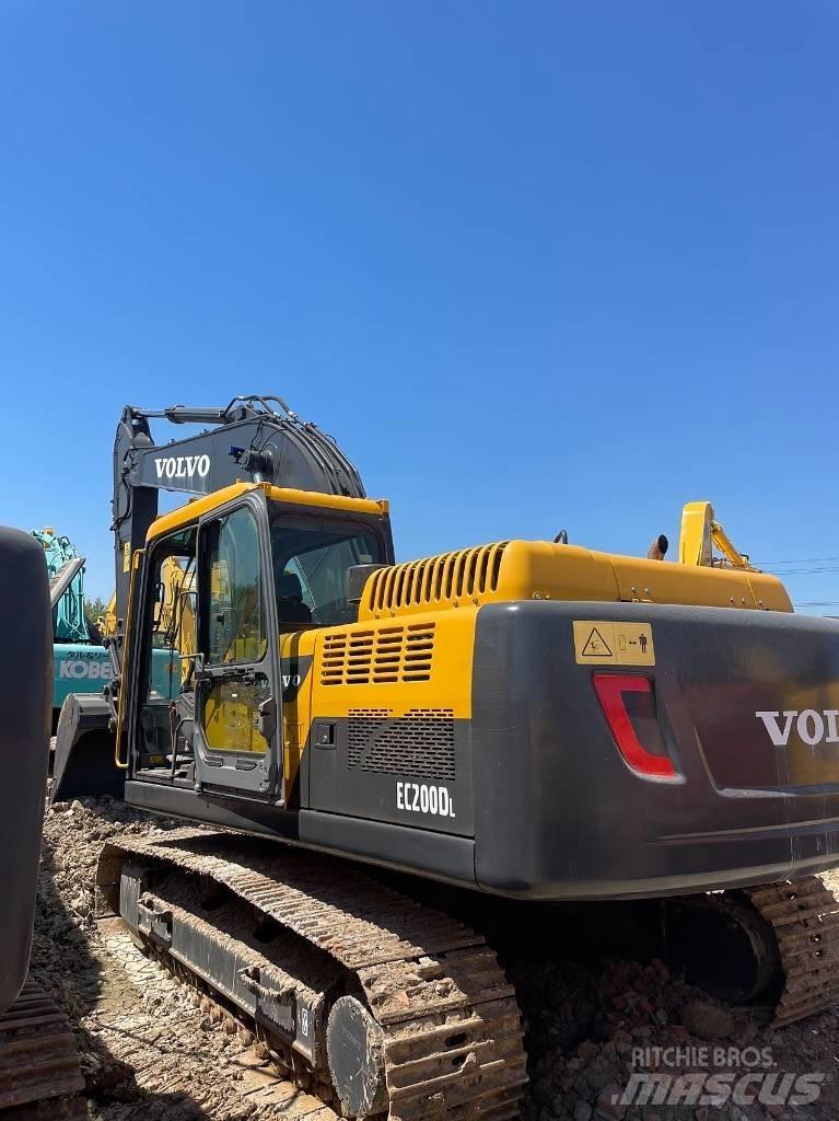 Volvo EC200 Beltegraver