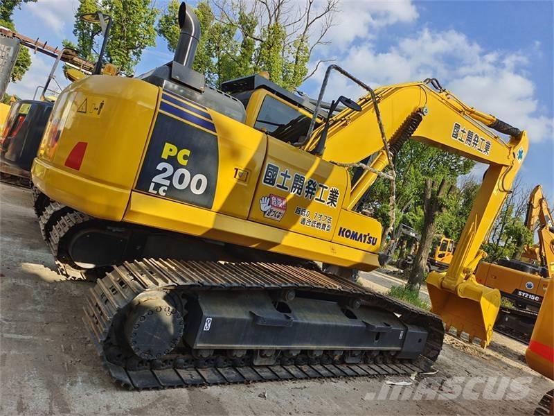 Komatsu PC 200 Beltegraver