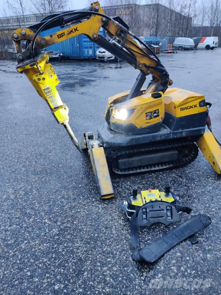Brokk 70 Gravemaskiner for riving