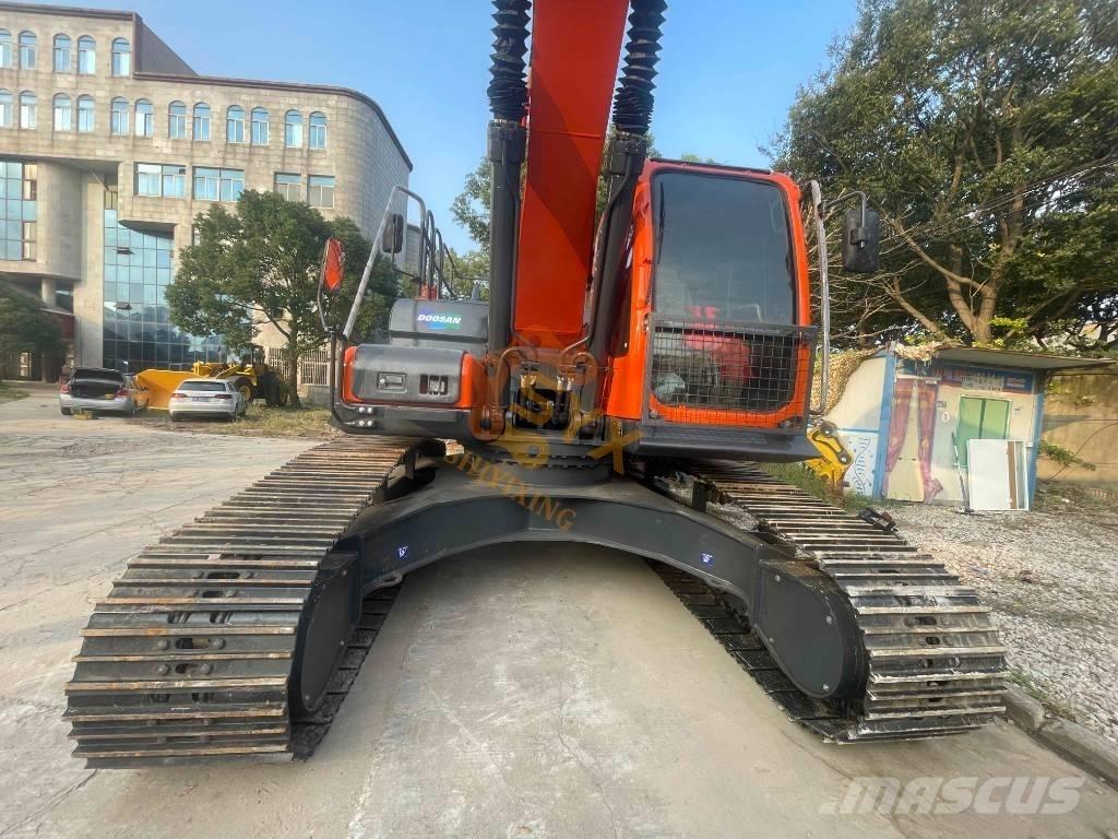 Doosan DX300LC-9C Beltegraver